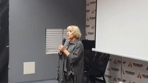 Ада Роговцева в Мариуполе