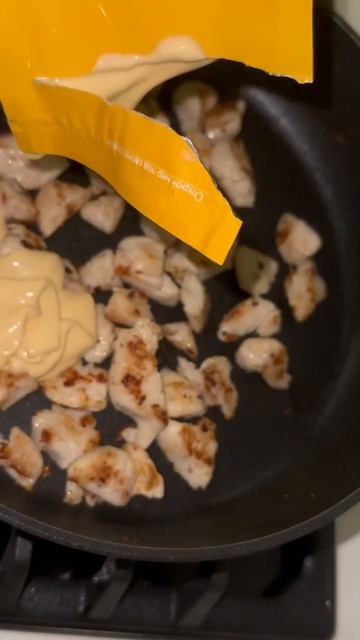 Паста карбонара с куриной грудкой// смотреть онлайн