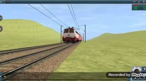 Германский поезд едет со скоростью 95 км час в Германии