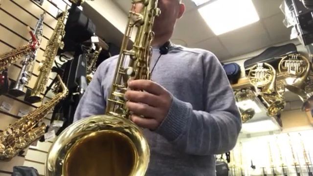 Тенор саксофон Yamaha YTS 24-2 смотреть онлайн