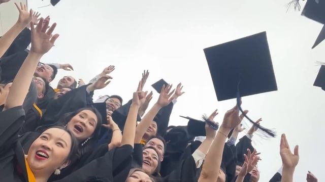 Epic MBA 2024 Cap Toss: A Professor's View  🎓