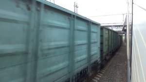 Тепловоз 2М62У-0064 с грузовым поездом, станция "МЦК" Андроновка