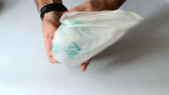 Эко-пакеты из крахмала в рулоне. Экопакеты из крахмала для уборки за собакой.