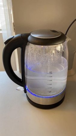 Watching Water Boil featuring the Cosori Electric Kettle