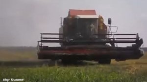 Комбайн зерноуборочный самоходный Полесье GS12