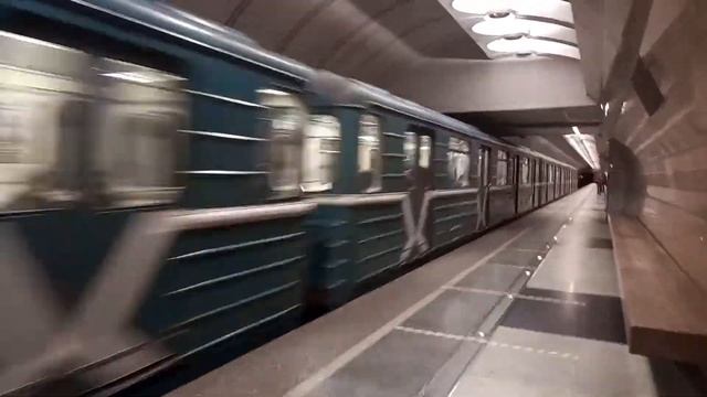 Номерные 2-2-2 на Люблинско-Дмитровской Линии