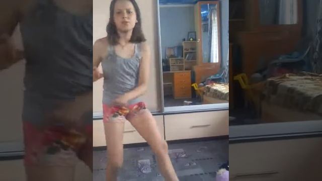 Танец под песню лимонад смотреть онлайн