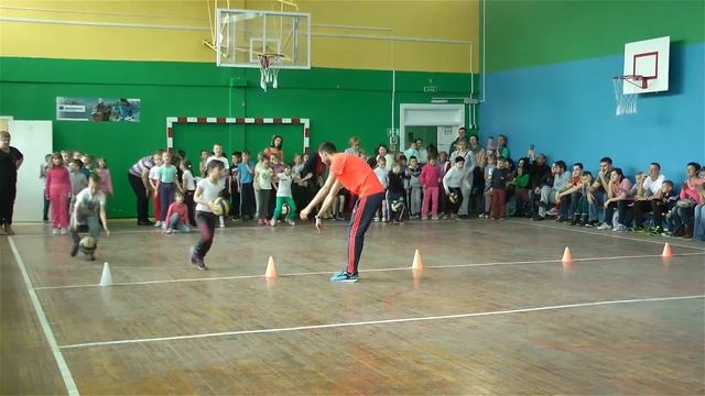 Веселые Старты 2015 МБОУ СОШ №13 с УИП эстетического цикла смотреть онлайн