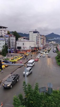 Небольшая панорама приморского города Хопа на северо-востоке Турции.