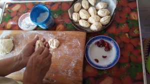 ДУХОВЫЕ ПИРОЖКИ с АЛЫЧИ. Очень просто рецепт
