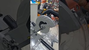 Пила торцовочная DCK KJX06-255