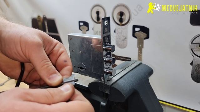 Самоимпресия для замков Fuaro, PAL, Master Lock +6+ Medvejatnik ®️