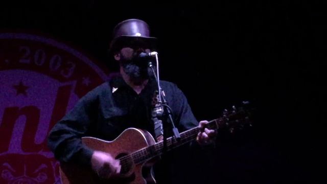 KD Wells - Cold Out Here @ Hank's Texas Grill