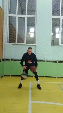 переводы двумя мячами один сверху один снизу в правую сторону Aleksandr00