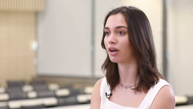 Master of Global Management: Anna Ricci (Class 2021) смотреть онлайн