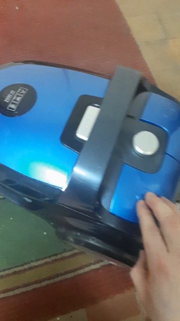 как работает пылесос