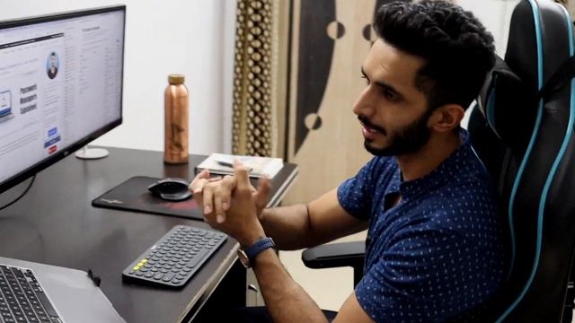 Office Setup & Tour (2022) 🔥 My Small Office Tour & Gadgets That I Use 👨🏻💻 смотреть онлайн