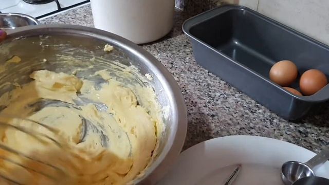 Easy Cake without Oven - How to bake tea cake in a pot using salt and stove