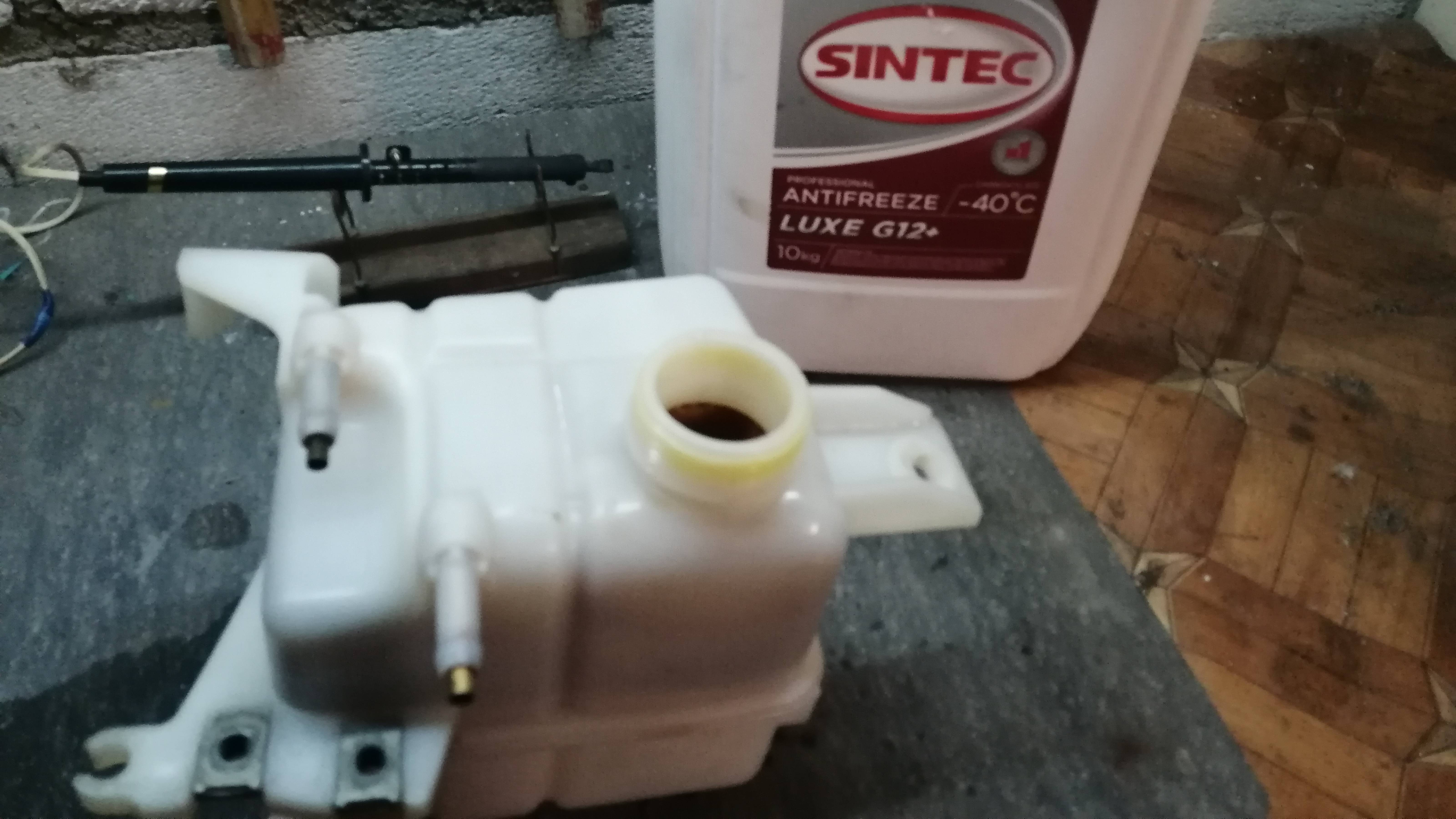 Солярис уровень охлаждающей