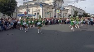 Танцующие барабанщицы