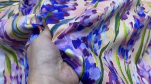 Хлопок  персикового цвета с принтом  цветы глицинии 14142