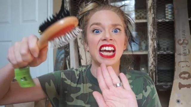 SURPRISE CAT BOX UNBOXING! смотреть онлайн