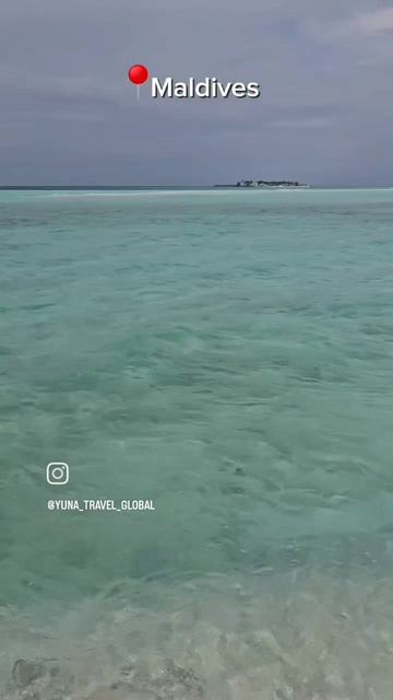 Деньги вернутся, а мы никогда не станем вновь молодыми, танцующими на Мальдивах 🖤