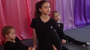 Выворотность стоп со сгибанием и разгибанием ног