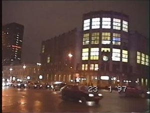 Москва (1997). Часть 1. Тверская улица вечером