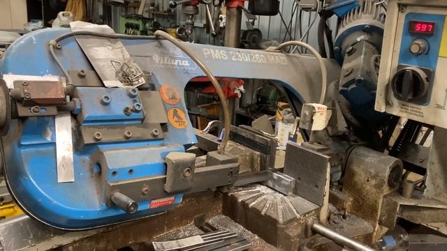 Резка металла на ленточной пиле смотреть онлайн