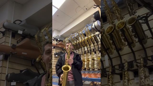 The New King “JK” Tenor Saxophone. смотреть онлайн