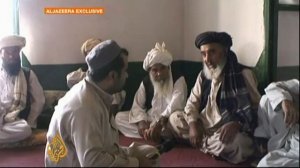 Afghan locals take up arms against Taliban