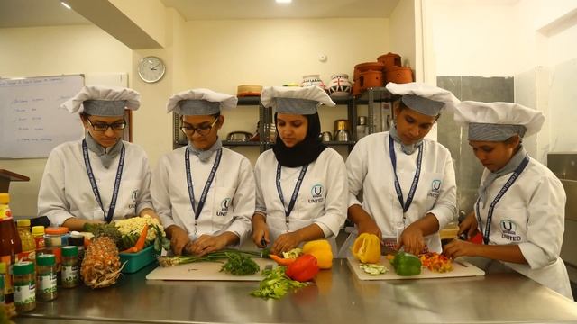 Best Hotel Management and Business Management courses