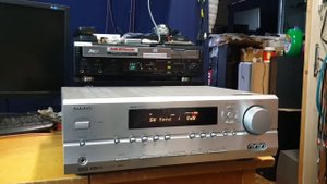 ONKYO TX SR504E 7.1 ERŐSÍTŐ TÁVJÁVAL ELADÓ!