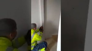 как без уровня выставить уровень)))