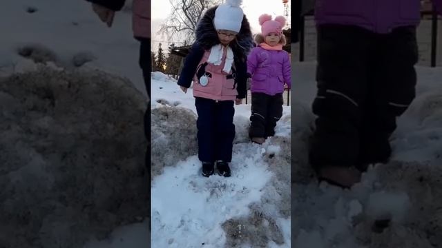 зима 2021г. Дочки больше папины. #семейныйканал