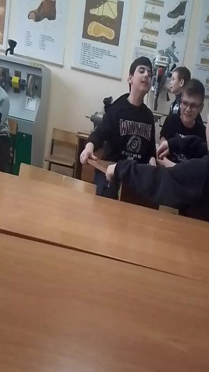 стрим в школе