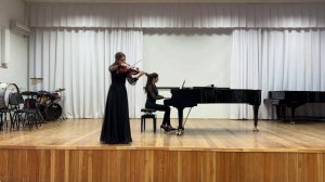 В.А. Моцарт - Концерт B dur №1