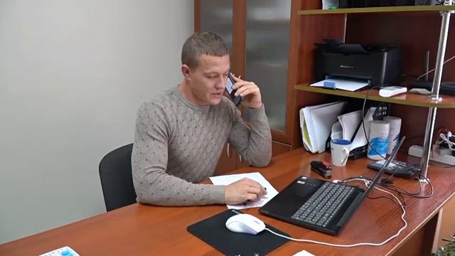 Лестница на второй этаж. Ступени, балясины, мебельные щиты. Порядок работы от заявки до получения