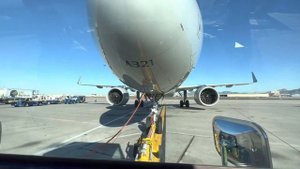 Airbus A321 Pushback - Sky Harbor, Arizona #shorts