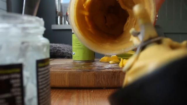 Raspberry and Mango Lucuma Cake смотреть онлайн