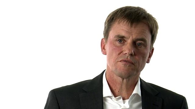 Digital Intelligence with Cloud, Big Data & Business Intelligence смотреть онлайн