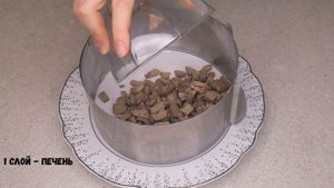 Этот дешевый салат сметается на праздничном столе первым! Готовлю из самых простых продуктов!