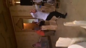 посмотрев это видео, я понял, что танцевать не умею