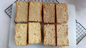 Экспериментирую с клубничными бисквитами 🍓