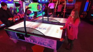 Ночной Сеул: бары, игровые автоматы, клубы на Хондэ