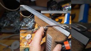 Пистолет "из детства" стреляющий шпульками для внука