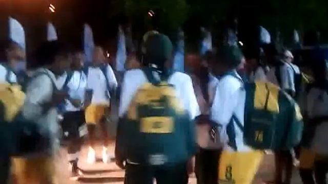 Женская сборная Южной Африки по футболу празднует победу смотреть онлайн