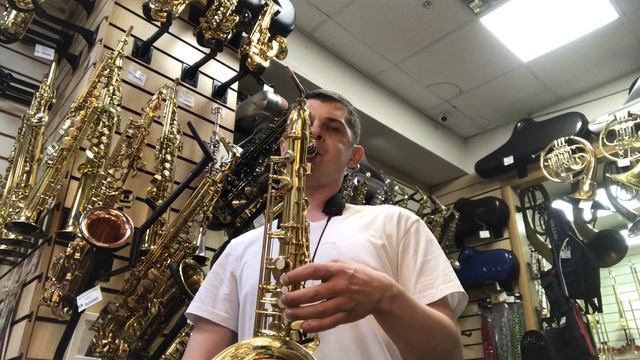 Купить саксофон Yamaha YTS 24-2 смотреть онлайн