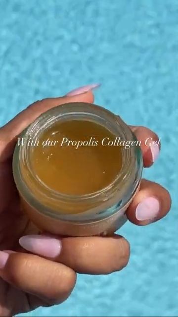 This lightweight, silky collagen gel repairs and brightens for youthful skin✨